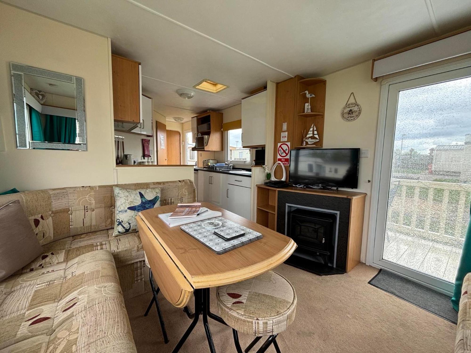 Pet Friendly Holiday Home On Golden Palm Skegness Eksteriør bilde